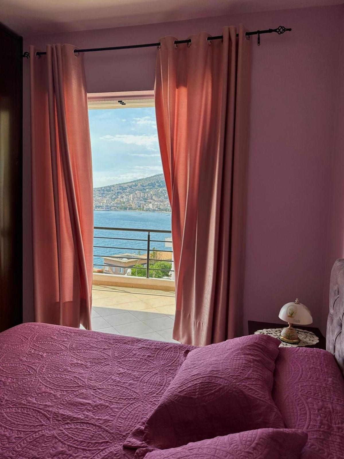 סרנדה Esmeralda Apartaments מראה חיצוני תמונה