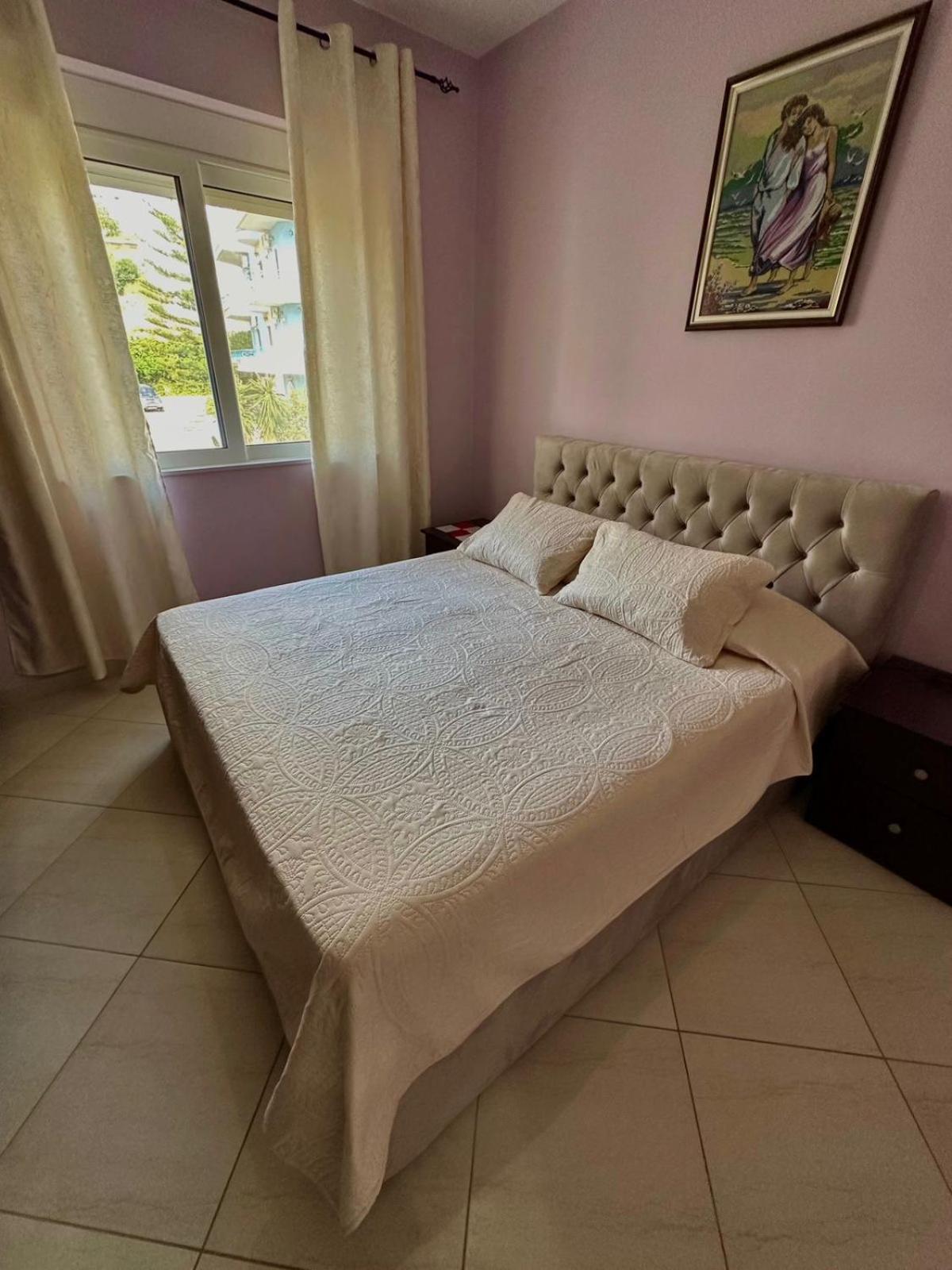 סרנדה Esmeralda Apartaments מראה חיצוני תמונה