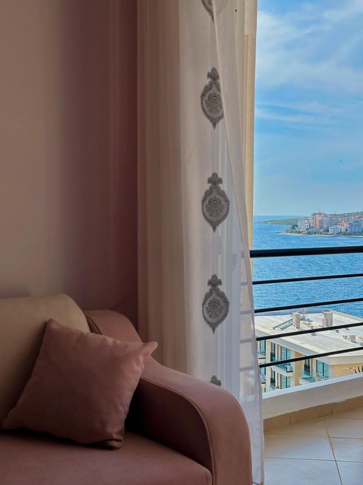 סרנדה Esmeralda Apartaments מראה חיצוני תמונה
