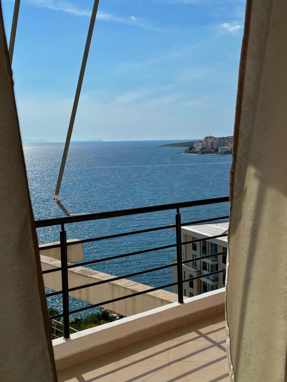 סרנדה Esmeralda Apartaments מראה חיצוני תמונה